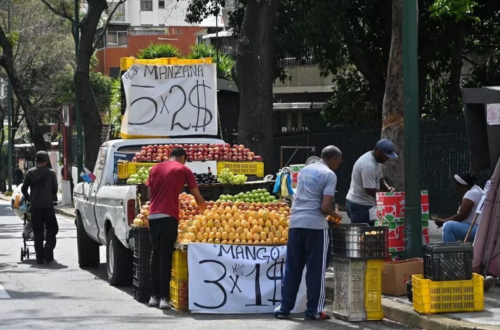 Otra recesión sepulta idea de que la economía de Venezuela “se arregló”