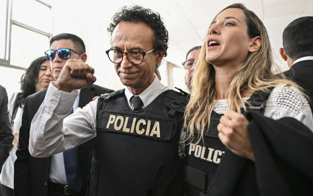 Autoridad de Ecuador aprueba candidatura del sustituto de presidenciable asesinado