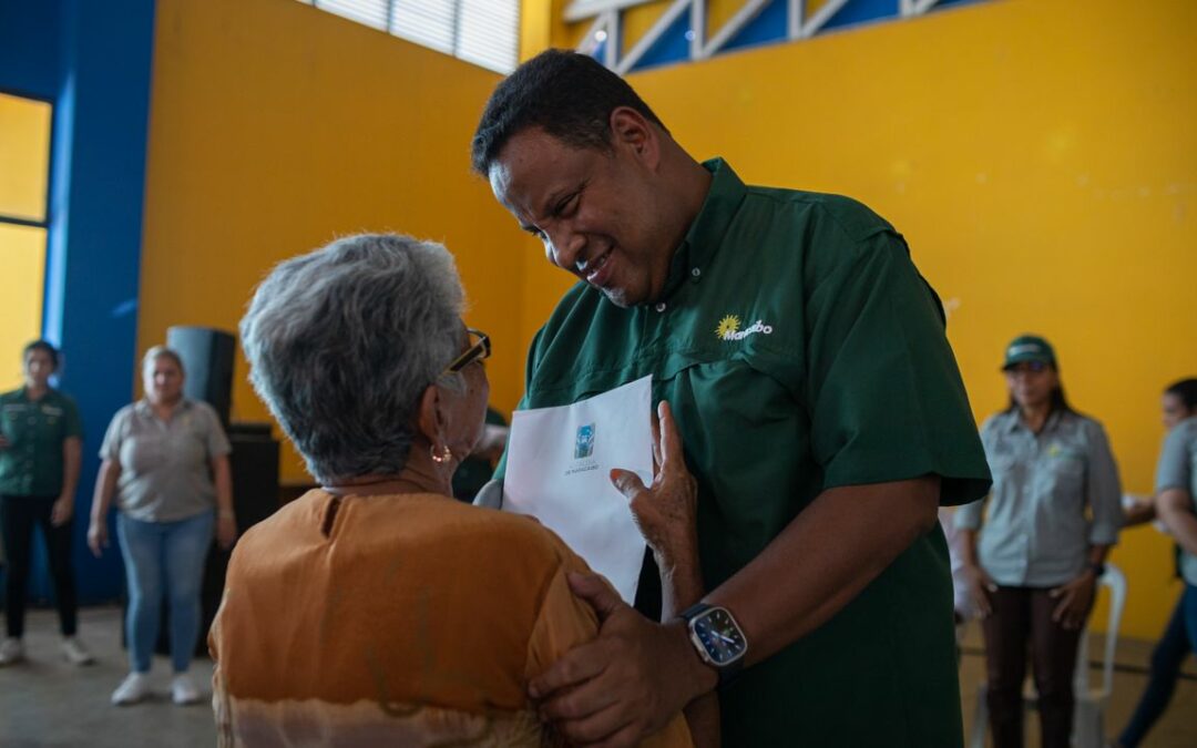 Más de 400 nomenclaturas se entregaron en Francisco Eugenio Bustamante a familias que tenían más de 10 años esperando