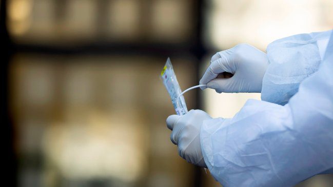 China elimina pruebas de covid-19 a llegada de viajeros