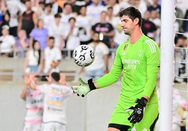 Courtois se rompió el ligamento cruzado anterior de la rodilla izquierda