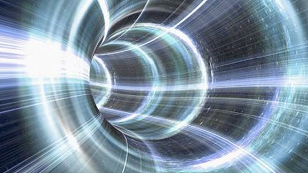 ¡ALUCINANTE! Investigación sugiere que las leyes de la física permitirían una máquina del tiempo