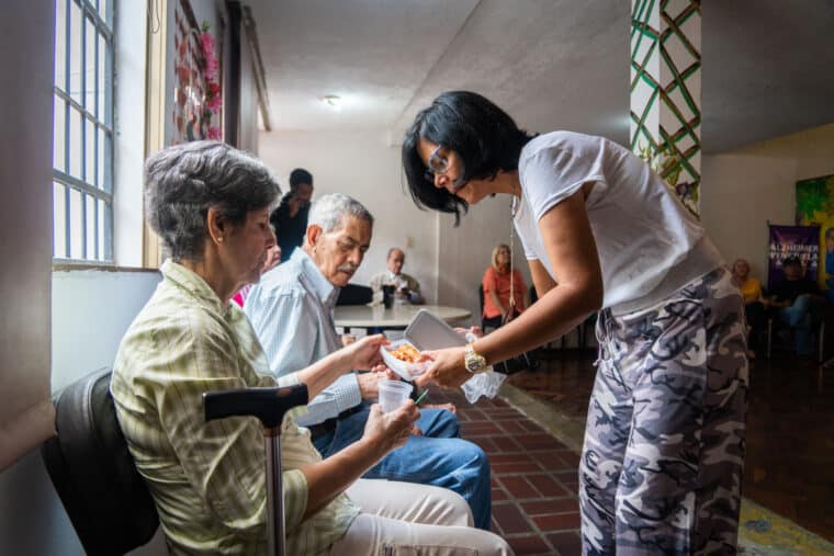 ¡MUCHOS! Fundación Alzheimer estima que en Venezuela hay 200 mil pacientes con esta condición