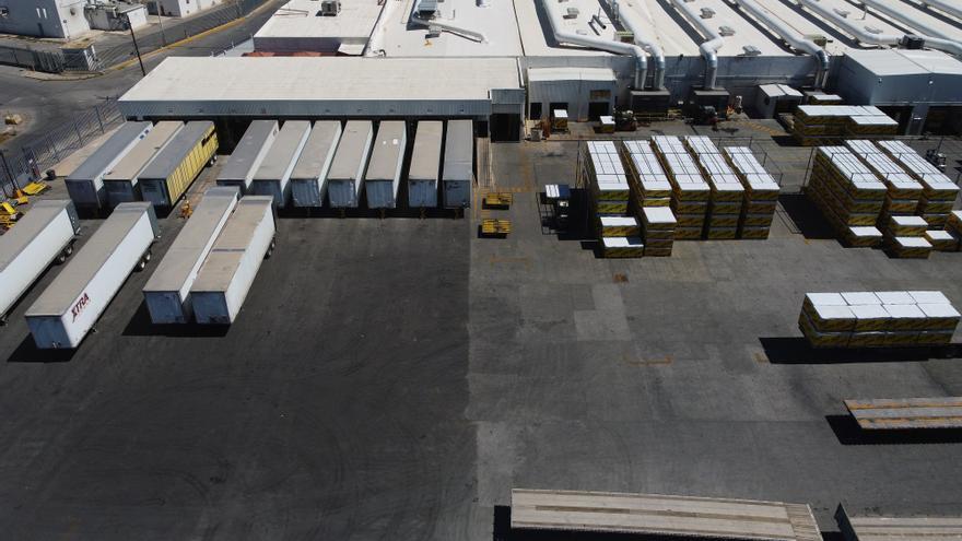 Crisis migratoria en la frontera norte de México detiene las primeras plantas industriales