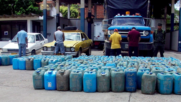 Aumento de gasolina en Colombia puede llevar al incremento de contrabando desde Venezuela