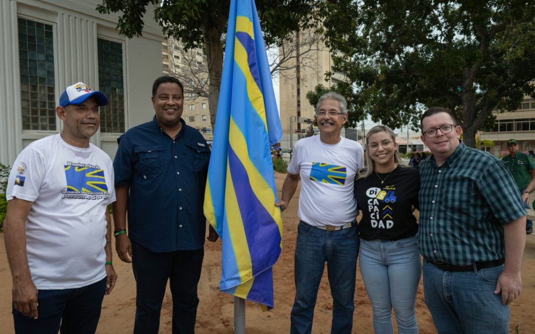 Maracaibo se convirtió en la primera ciudad de Venezuela en izar la bandera que representa a las personas sordas