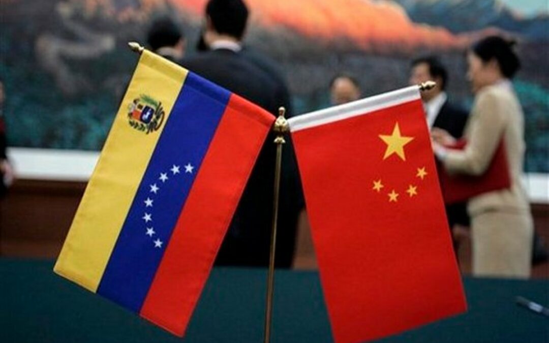 Bloomberg: Gobierno de Maduro busca reactivar el sector petrolero con dinero chino