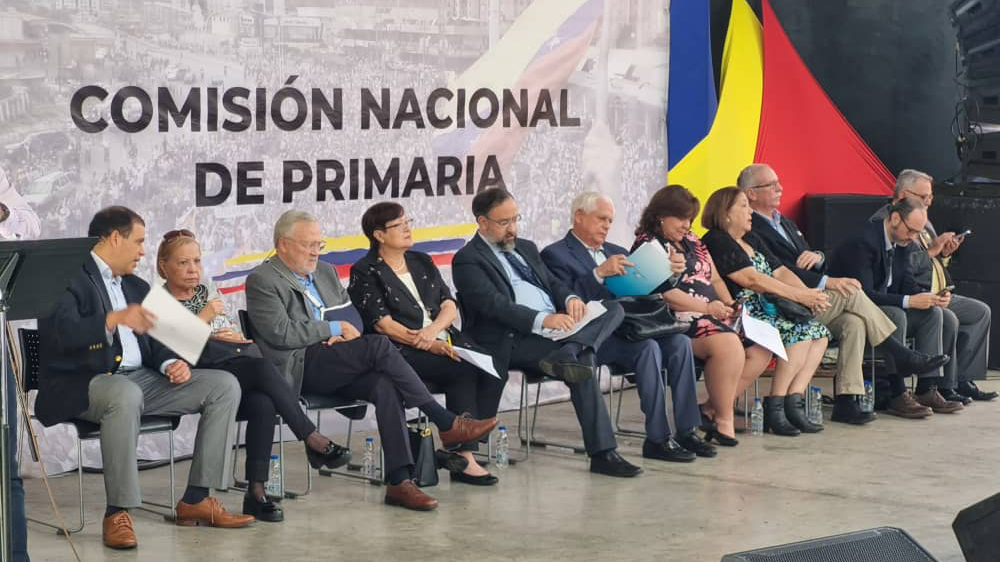 Comisión Nacional de Primaria escuchó planteamientos de candidatos sobre apoyo del CNE
