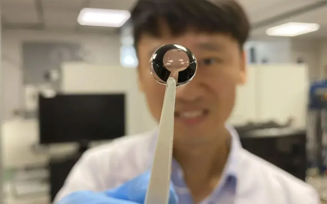 ¡ALUCINANTE! Crearon una batería ultradelgada para lentes de contacto que se alimenta con lágrimas