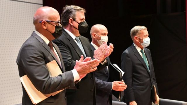 México asegura que chavismo y oposición han estado negociando