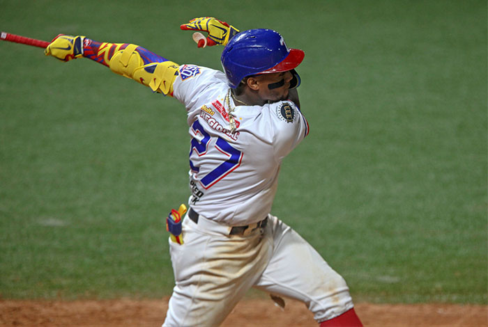 ¡CONFIRMADO! Ronald Acuña jugará con los Tiburones de La Guaira