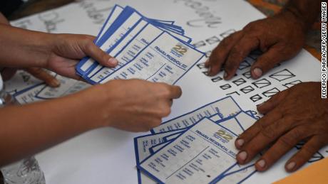 Cuestionan y rechazan decisión del TSJ de anular las elecciones primarias