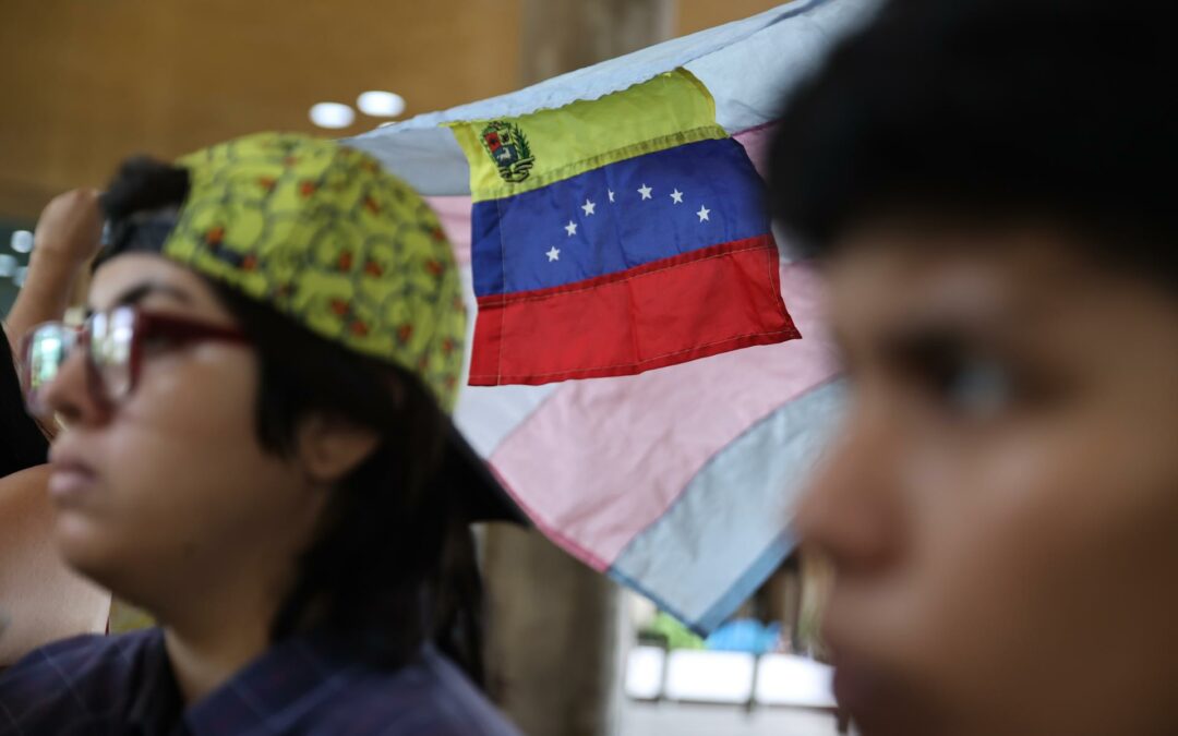 Grupos Lgbti piden al CNE respuestas sobre cambio de nombre legal