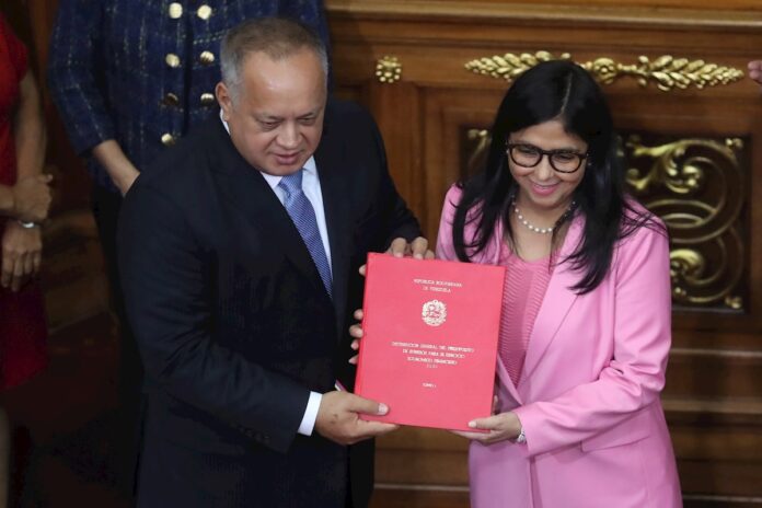 El Mundo: Delcy Rodríguez y Diosdado Cabello integran la lista de los 55 chavistas a los que España quiere perdonar