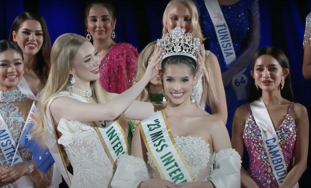 Andrea Rubio consigue la novena corona para Venezuela en el Miss International 2023