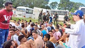 Más de mil privados de libertad de Puente Ayala son trasladados a otras cárceles