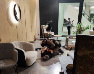 ¡TIROTEO! Adolescente mató a tres personas en un centro comercial de Bangkok e hirió a otras dos