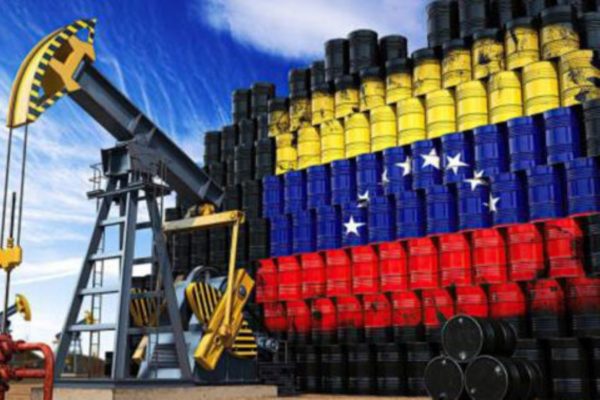 Producción de petróleo subiría 25 % mientras EE. UU. alivie sanciones
