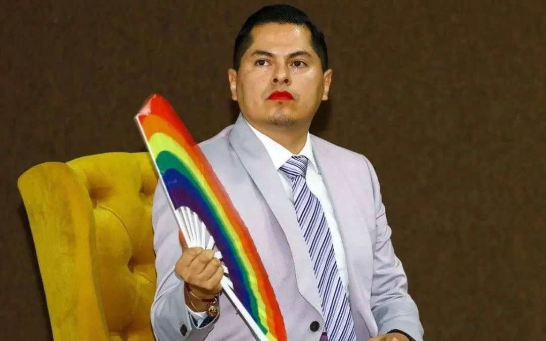 Encuentran muerto a la primera persona no binaria en magistratura de México