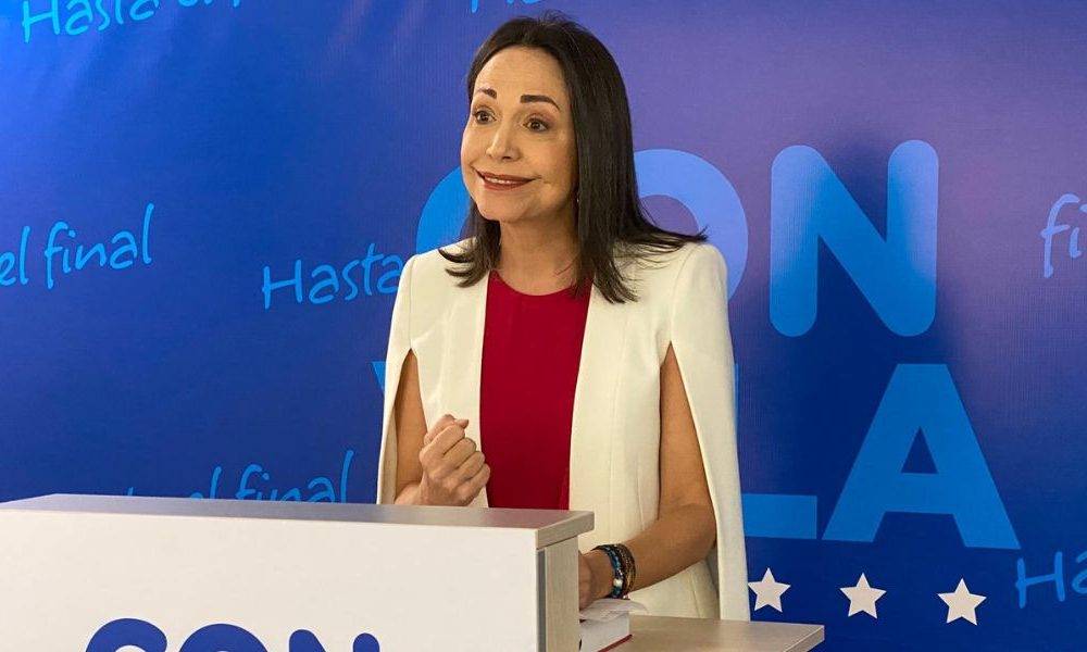 Machado no descarta la existencia de dos monedas en Venezuela