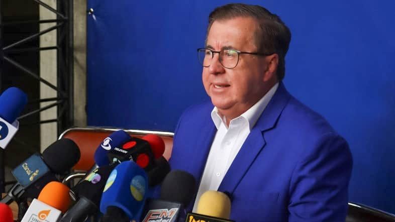 Pérez Vivas plantea que las elecciones presidenciales serían el 13 de Octubre de 2024