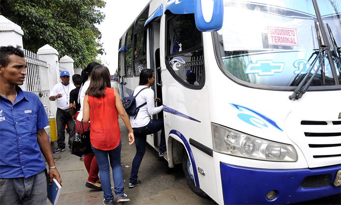 Transportistas solicitarán aumento de pasaje a 0,50 centavos de dólar