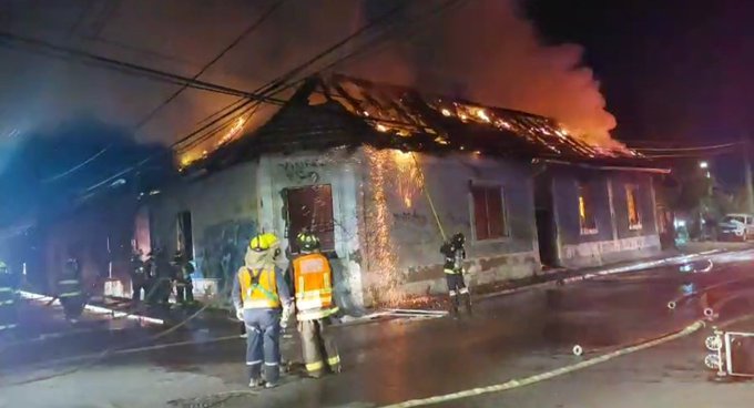 ¡TRAGEDIA! Otro incendio deja sin vida a dos hermanitos venezolanos en Chile