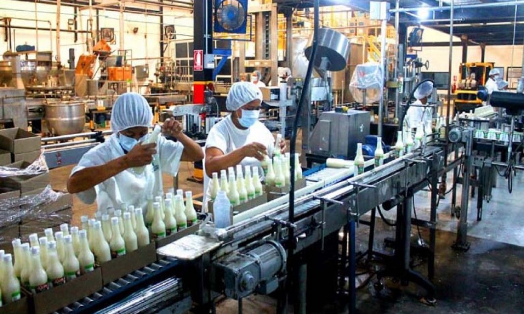 Aseguran que el 98 % de industriales apoya relajo de sanciones de EE. UU.