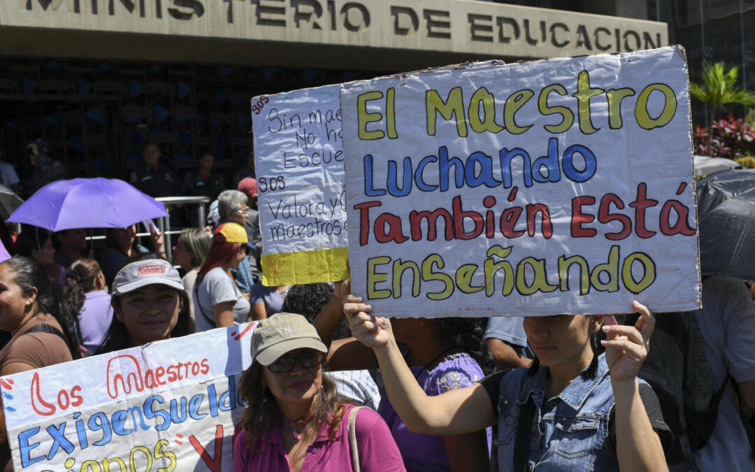 La crisis económica pone en jaque a la educación pública venezolana