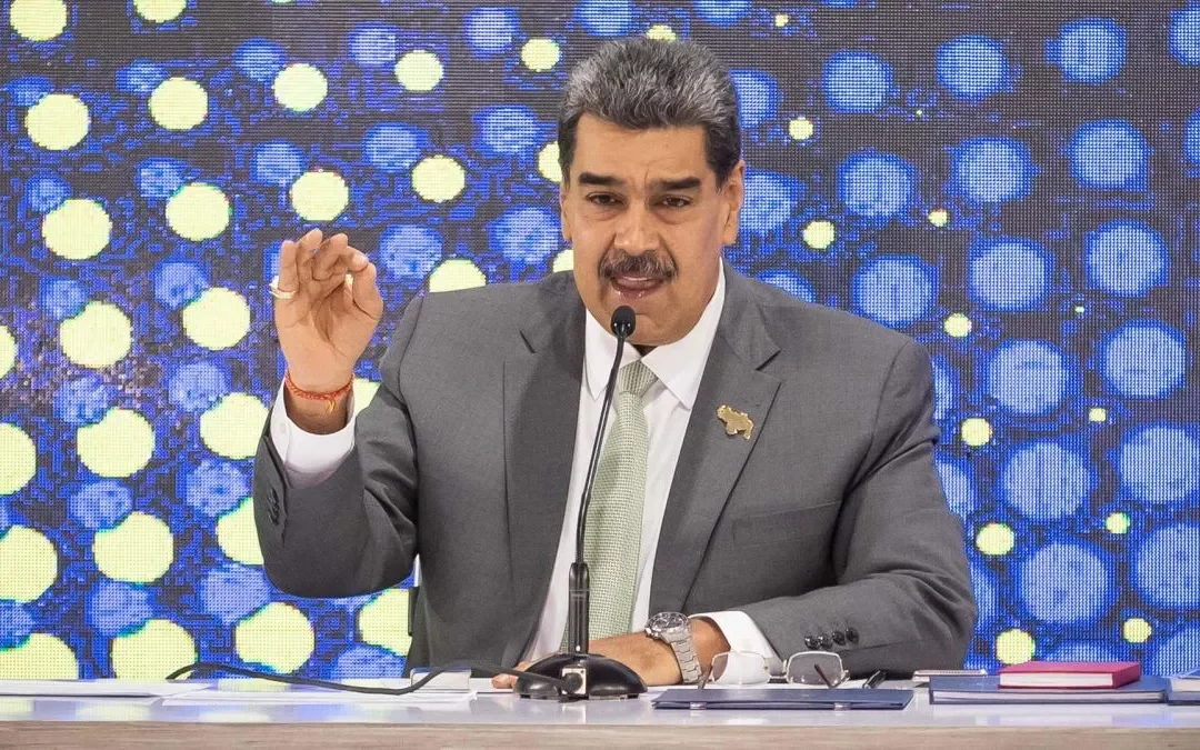 Maduro: Milei quiere convertir a Argentina en «colonia del capital extranjero»