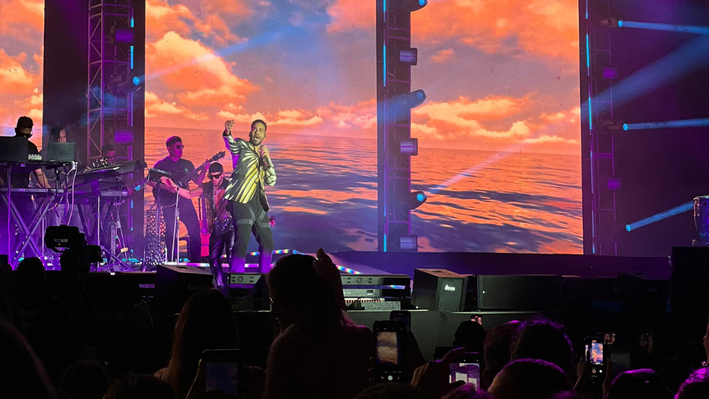 Fiscalía revela que un narco desde la prisión organizó el concierto de Romeo Santos en la Carlota