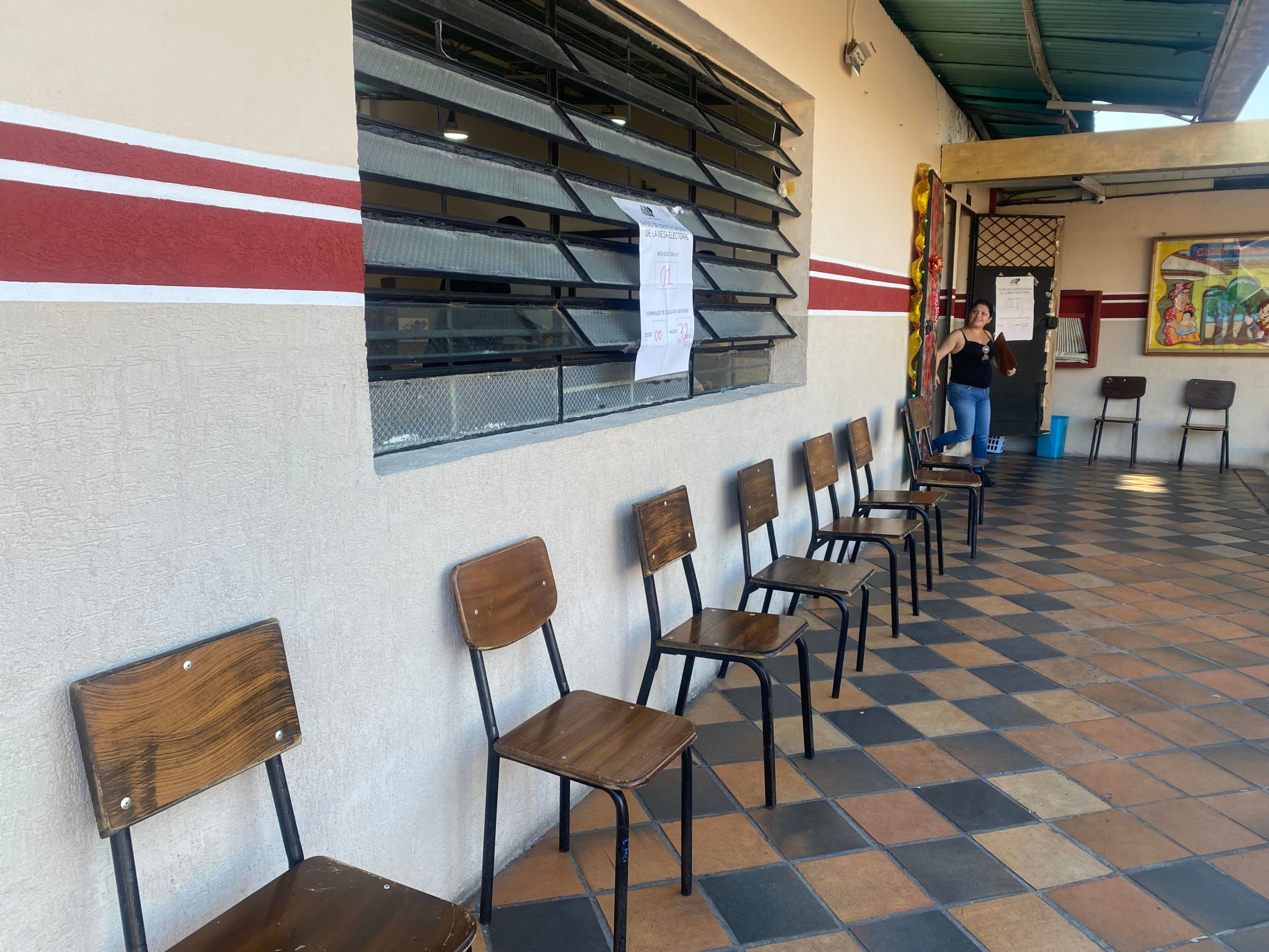 En-Los-Andes-hubo-poca-afluencia-de-personas-en-el-referendo-consultivo-scaled