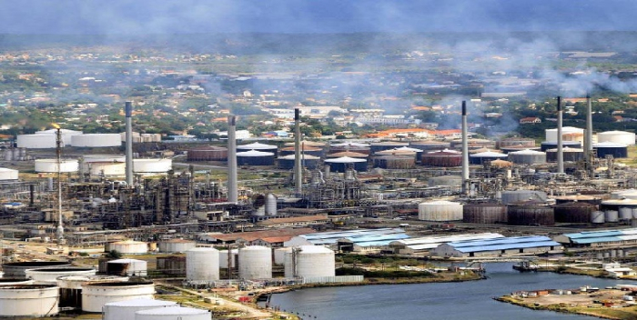 Guyana inicia licitación para montar su primera refinería petrolera