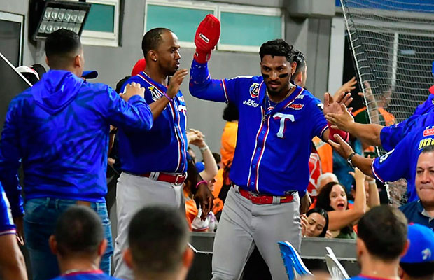 Tiburones cierra el Round Robin con el pie derecho