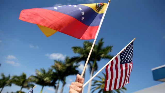 Estados Unidos considera restablecer las sanciones al Gobierno de Maduro por inhabilitación a MCM