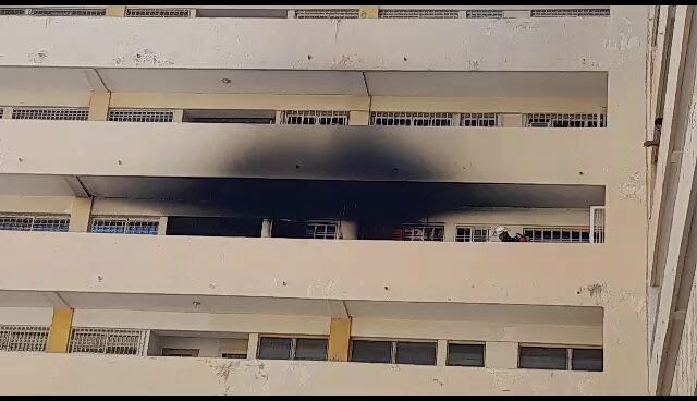 Bomberos de Maracaibo atienden incendio en Residencias El Rosal, parroquia Olegario Villalobos