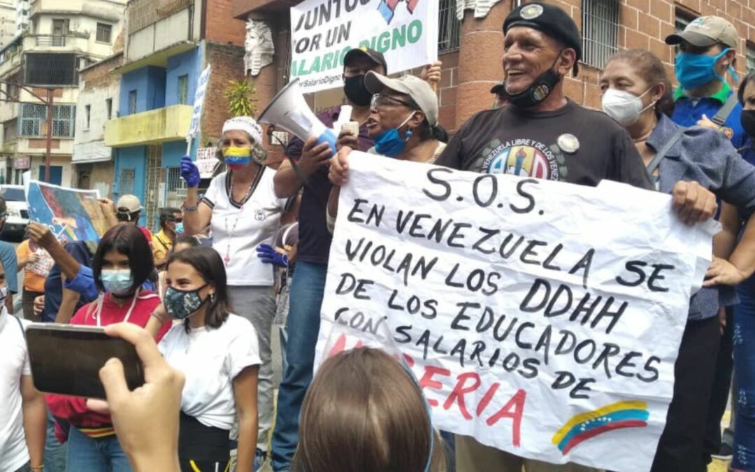 Docentes convocan protesta en Caracas para el Día del Maestro