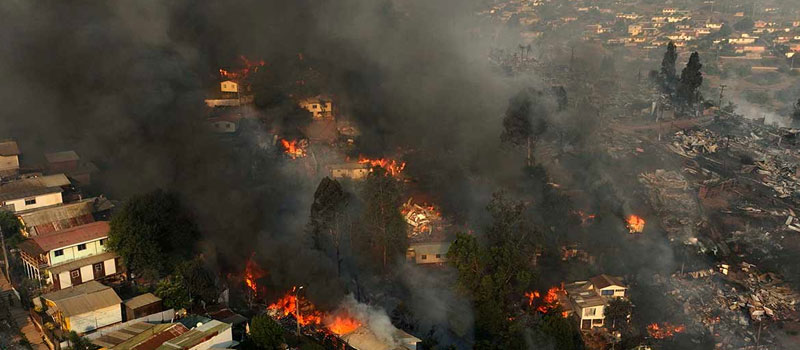Contabilizan 122 muertos por incendios forestales en Chile