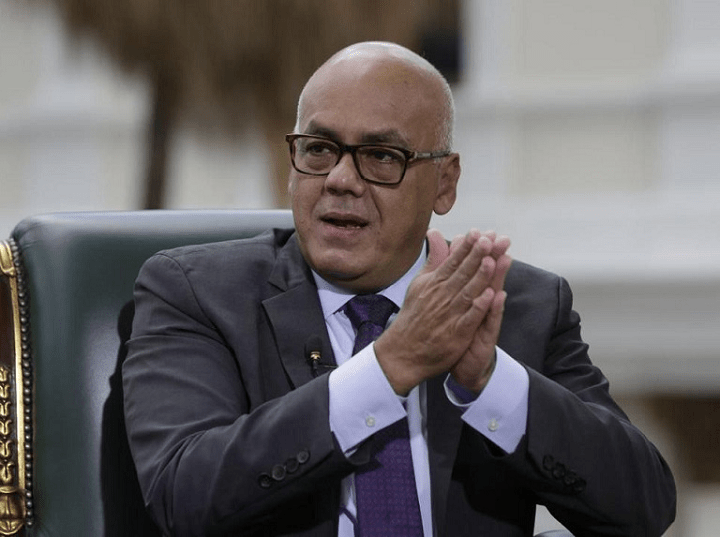 Jorge Rodríguez califica la resolución del Parlamento Europeo como una “grosera injerencia”