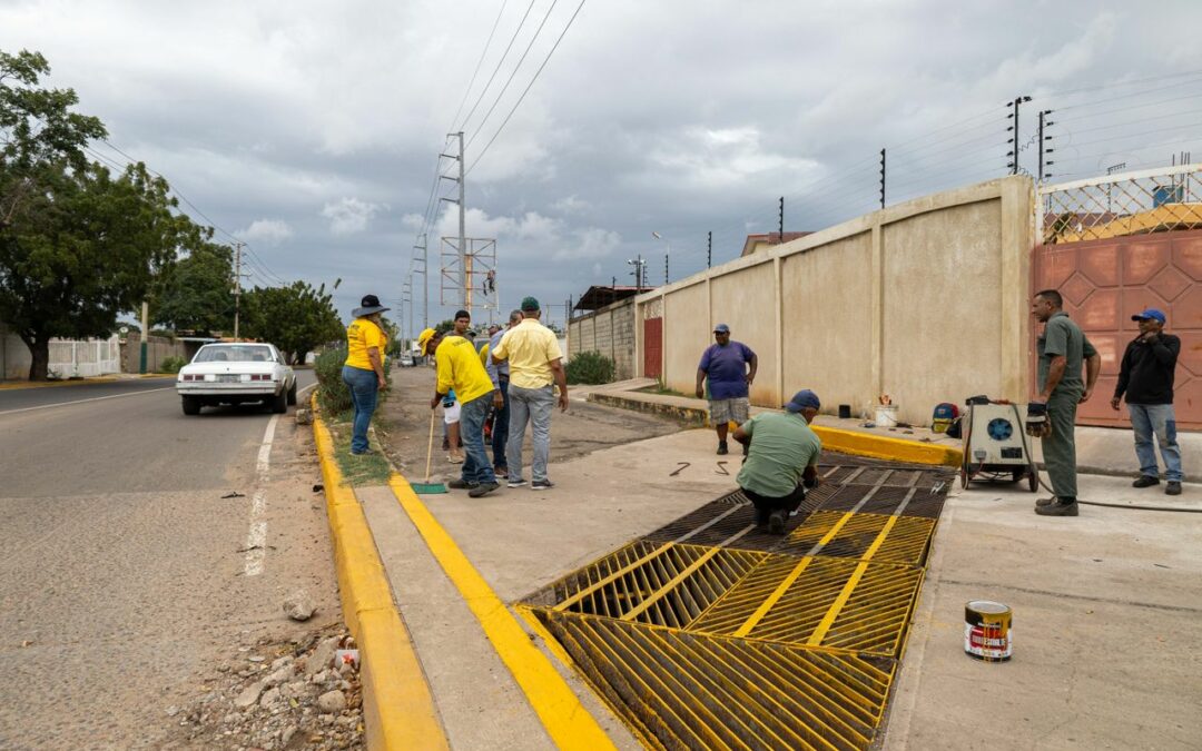 Alcaldía de Maracaibo restaura alcantarillado de la Urbanización San Tarcisio en la parroquia Raúl Leoni