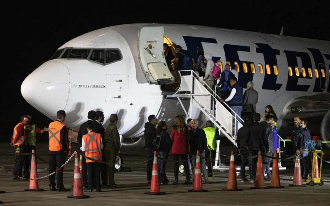 La Casa Blanca intenta reanudar la deportación de migrantes venezolanos