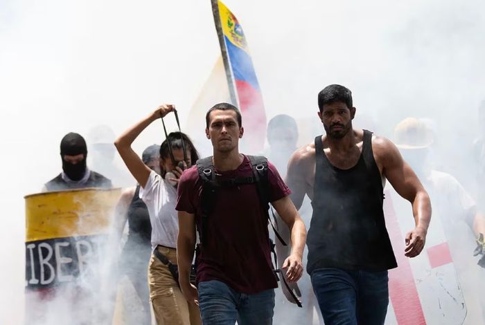 ¡ORGULLO NACIONAL! “Simón” se posiciona en sexto puesto en el mundo en Netflix