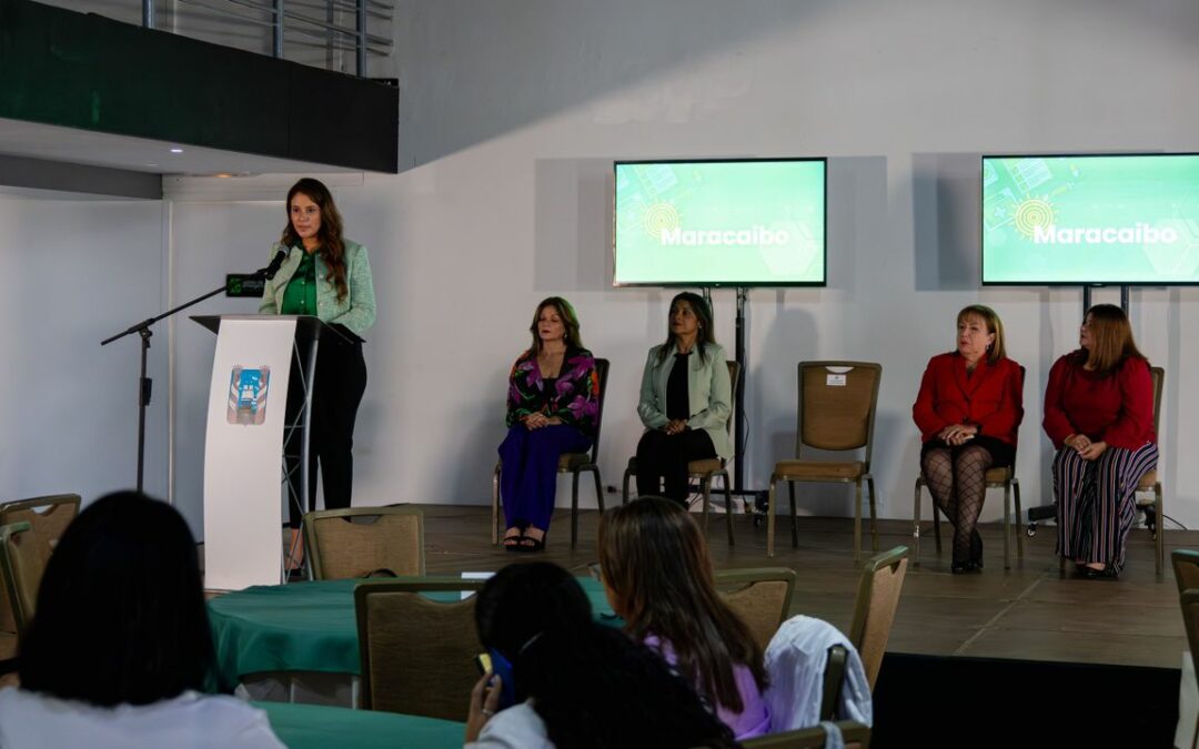 Alcaldía rinde homenaje a 125 profesionales que le sirven a Maracaibo desde su Dirección de Salud