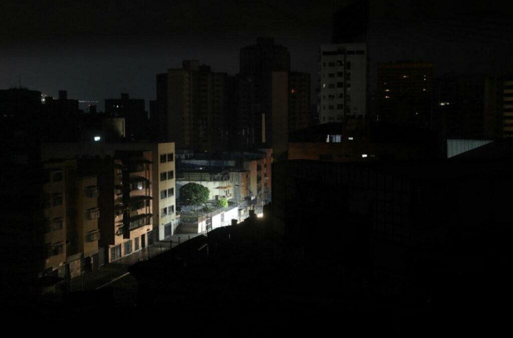 Cinco años después, «el mega apagón» continúa en Venezuela
