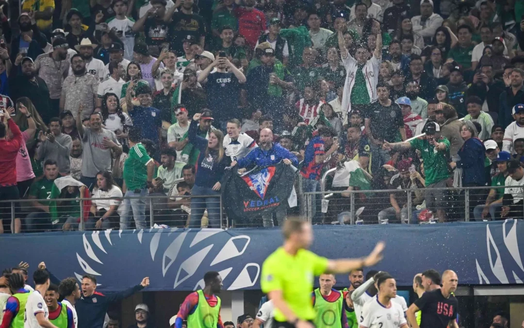 La Concacaf instó a los aficionados a terminar con cánticos homófobos