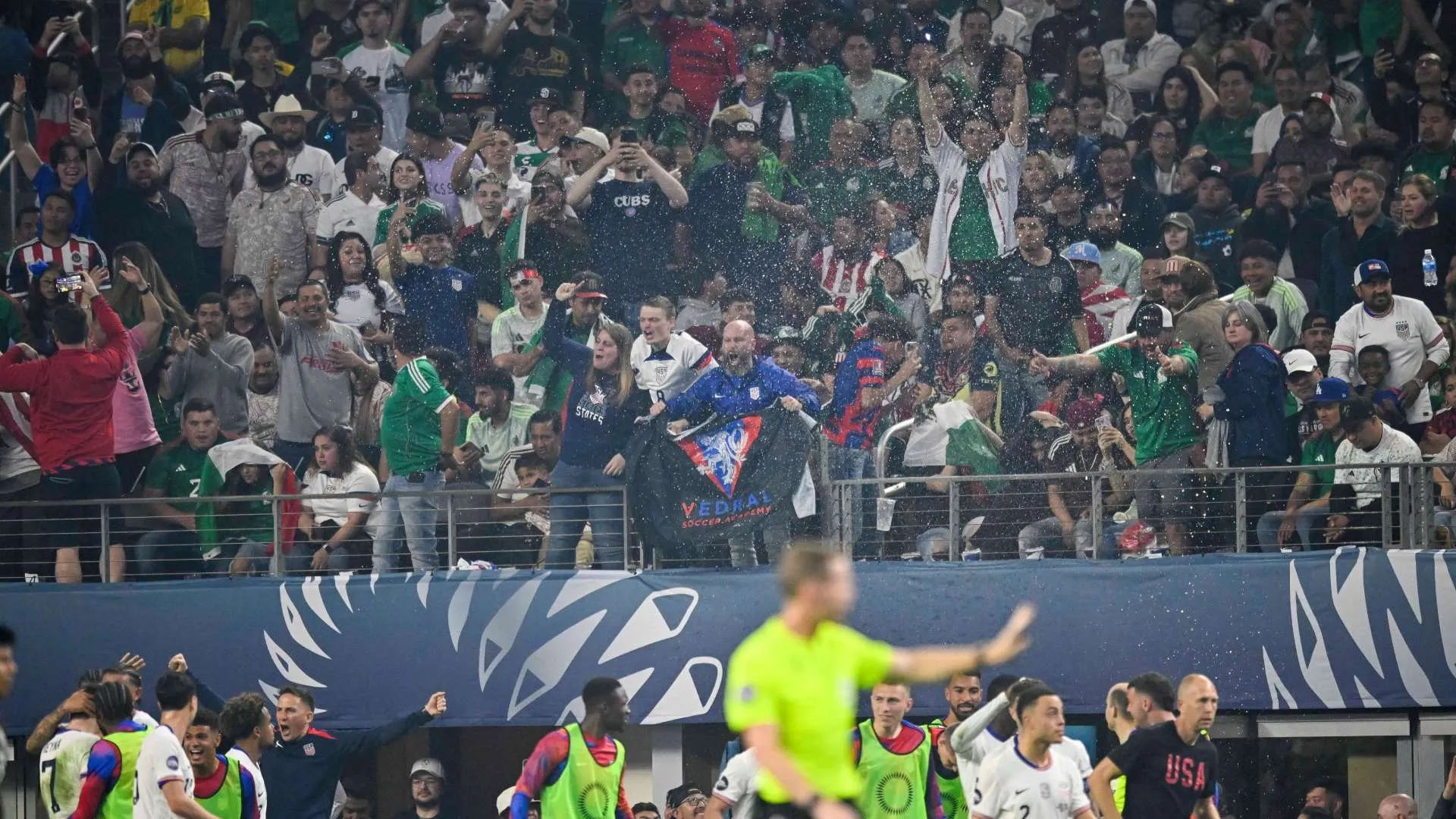 tribuna-nations-legue