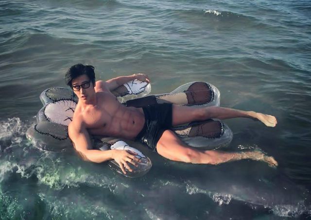 ¿ETERNA JUVENTUD? Influencer asiático de 60 años muestra un físico de 20 que genera impacto en redes (FOTOS)