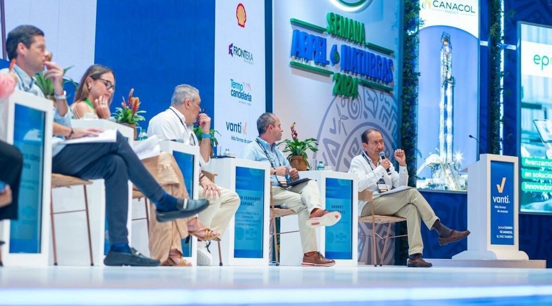 Congresistas colombianos se oponen a la intención del gobierno de importar gas natural de Venezuela