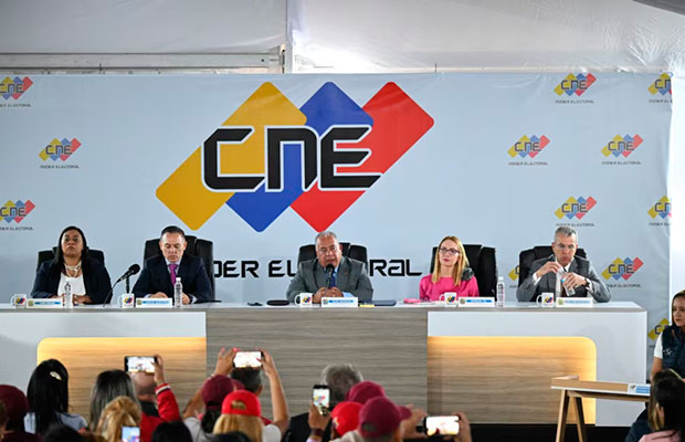 CNE admitió las 13 candidaturas postuladas para las próximas elecciones presidenciales