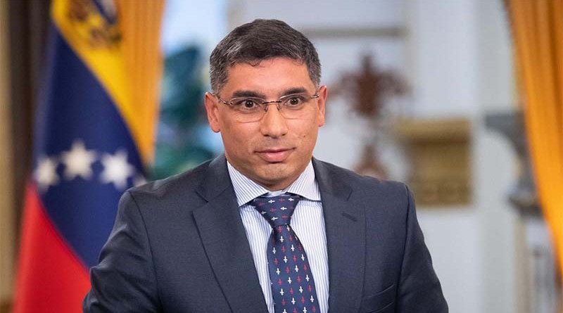 Maduro designa al ministro Tellechea como “padrino” del Zulia